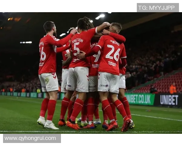 英超球队实力划分：顶级豪门与中游球队对比